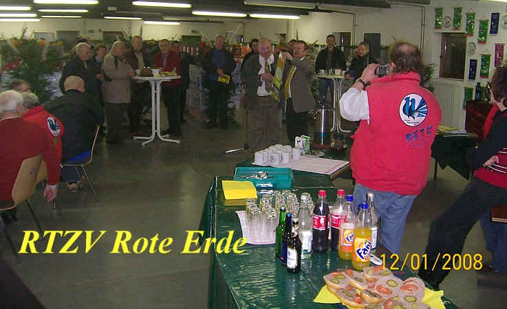 Gäste der Eröffnungsfeier der Rote-Erde-Schau 2008
