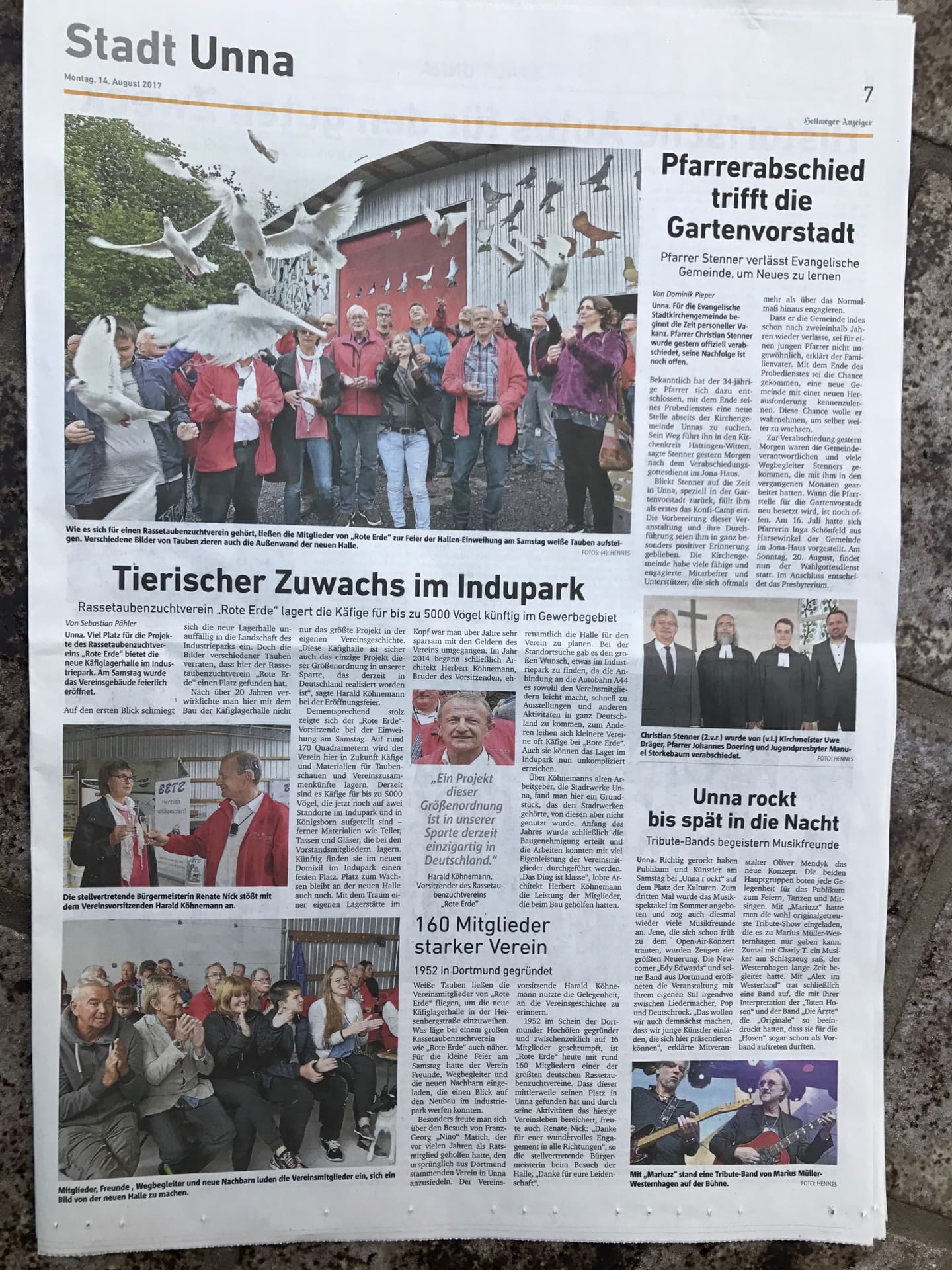 Zeitungsbericht über die Wandbilder der Rote Erde Halle