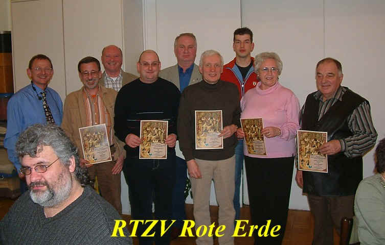 Gruppenfoto der Deutschen Meister 2006 des RTZV Rote Erde mit dem 1. Vorsitzenden